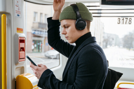 how to create a music streaming app