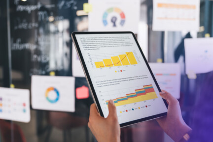 [header] benefits of competitive analysis in your business strategy