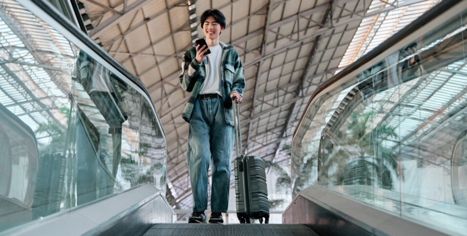 [header] all in one travel apps top features 2025